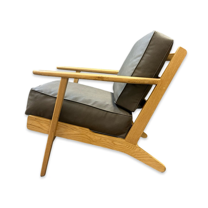 Havana 27" Accent Chair - Vegan Leather Savanna