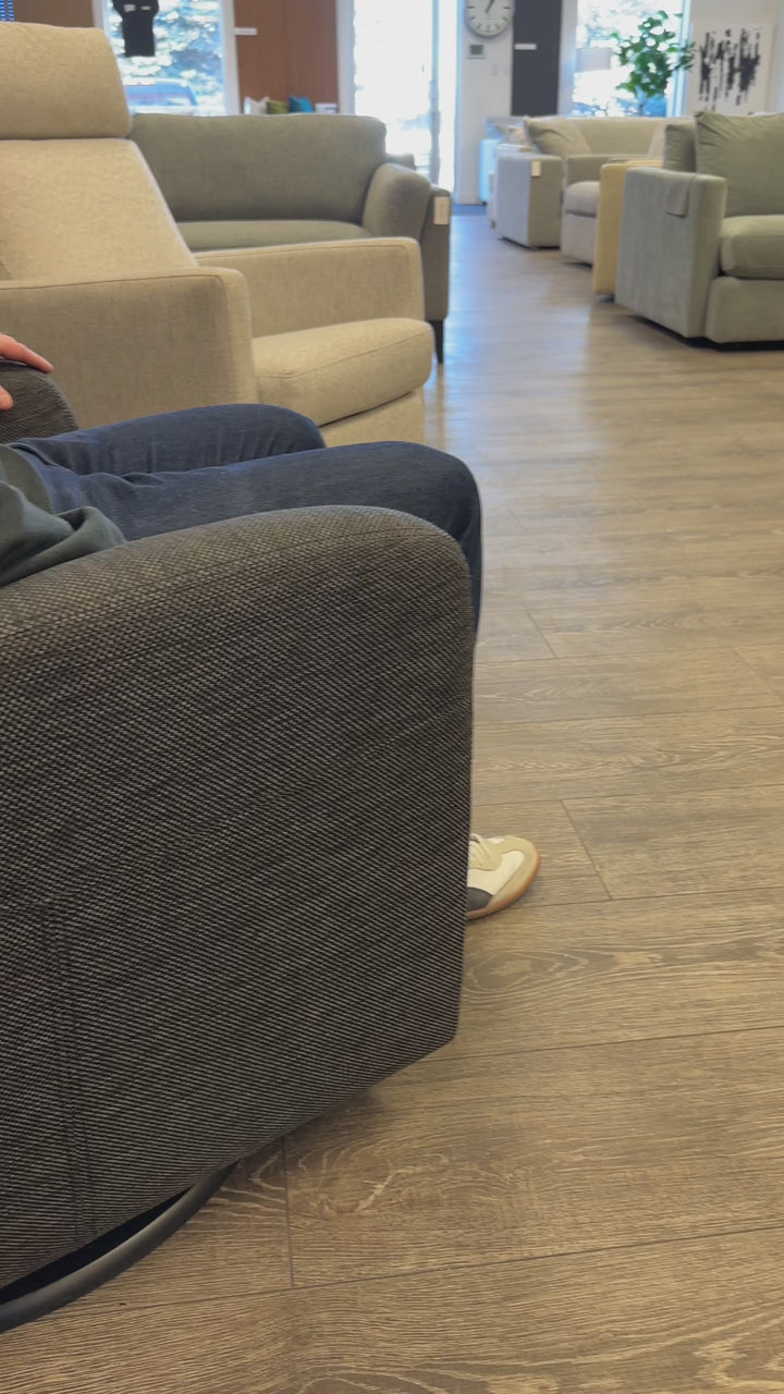 Luonto Sloped 29.5" Arm Recliner Chair - Loule 630