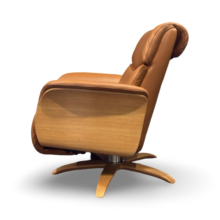 Hjort Knudsen 30" 8280 Light Cognac Leather Recliner Chair