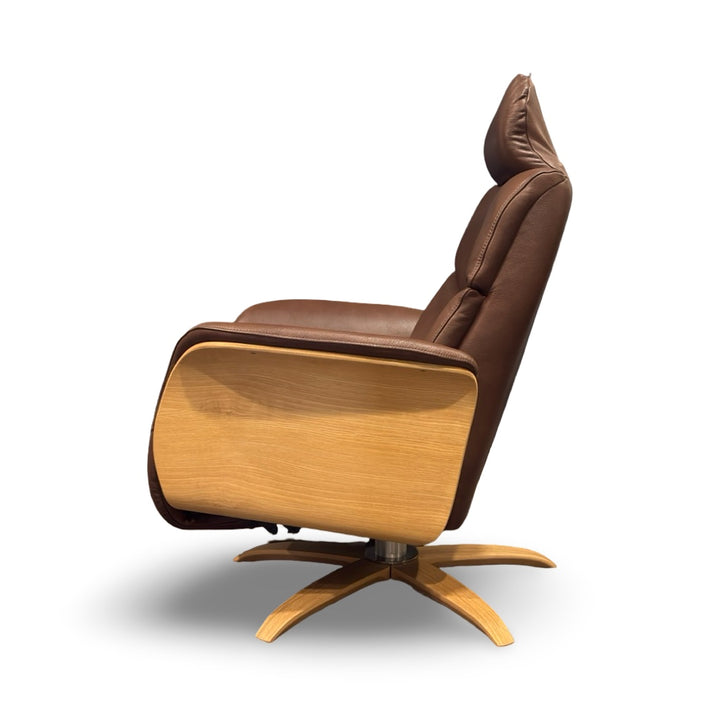 Hjort Knudsen 30" 8280 Marrone Leather Recliner Chair