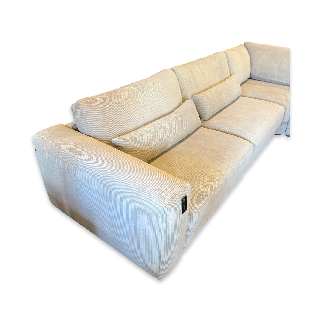 Hjort Knudsen 132" 2289 Sectional Sofa - Rebel Shitake