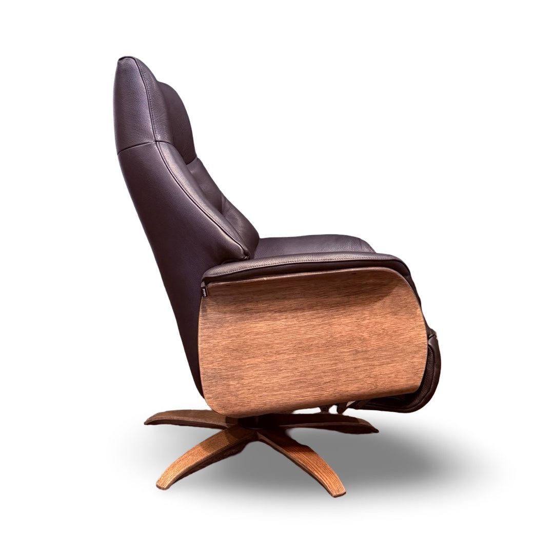 Hjort Knudsen 30" 8148 Leather Recliner Chair