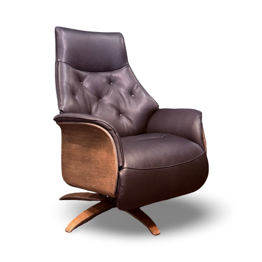 Hjort Knudsen 30" 8148 Leather Recliner Chair
