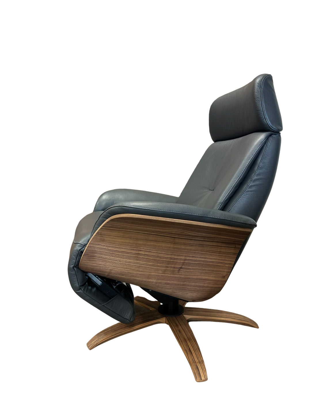 Hjort Knudsen 7608 Balance Recliner Chair