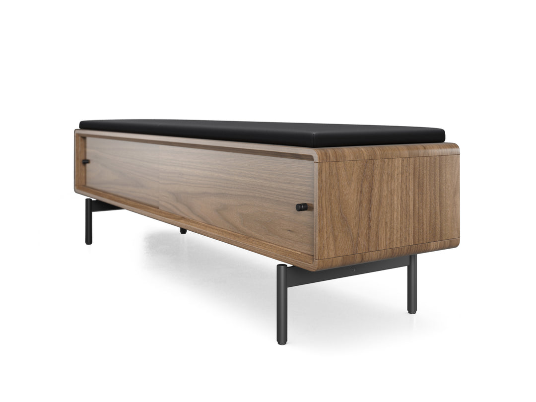 LINQ Bedroom 9102 Storage Bench | Leather