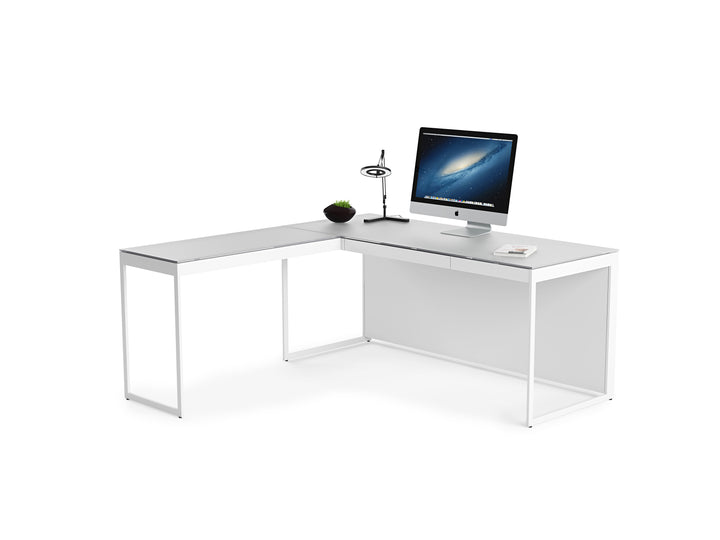 Centro 6401 Desk