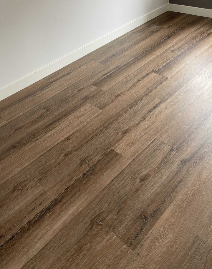 Mid toned brown SPC vinyl plank flooring