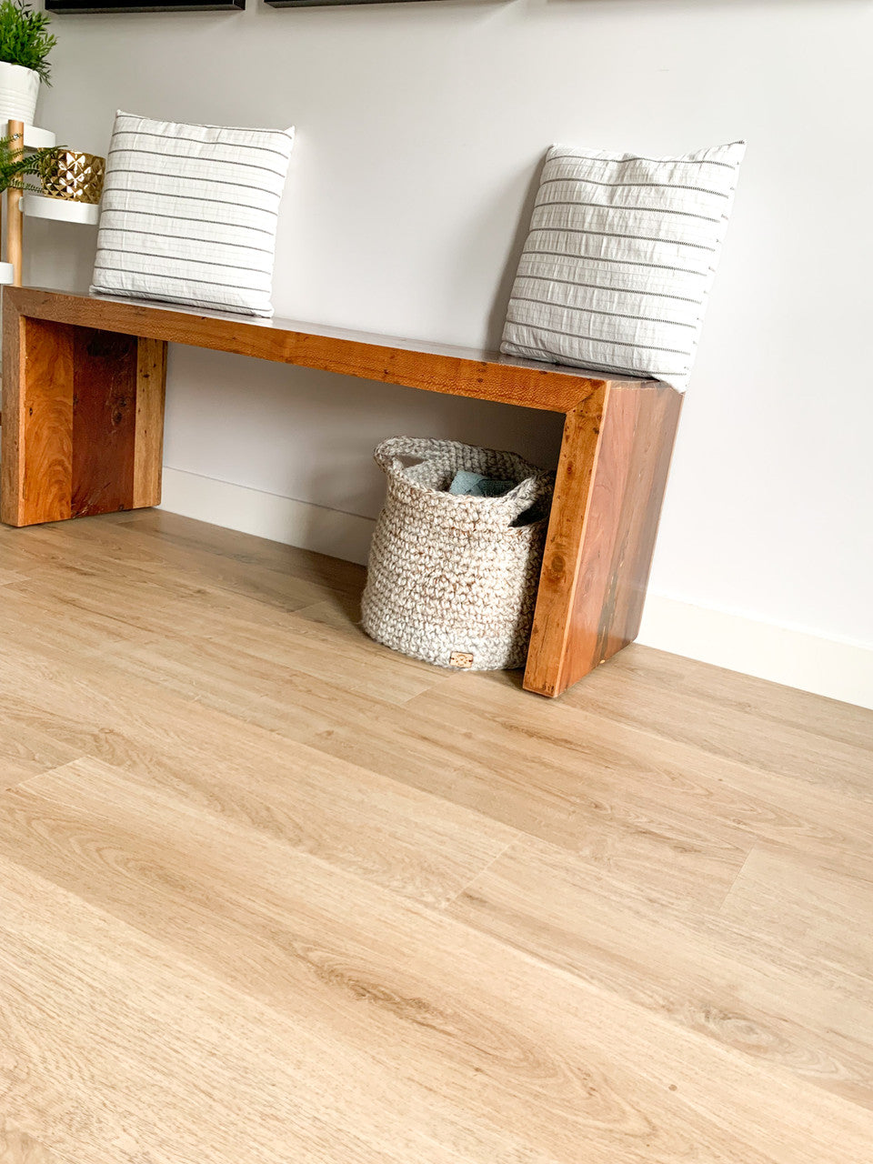 Blonde Natural Oak Vinyl Plank Flooring