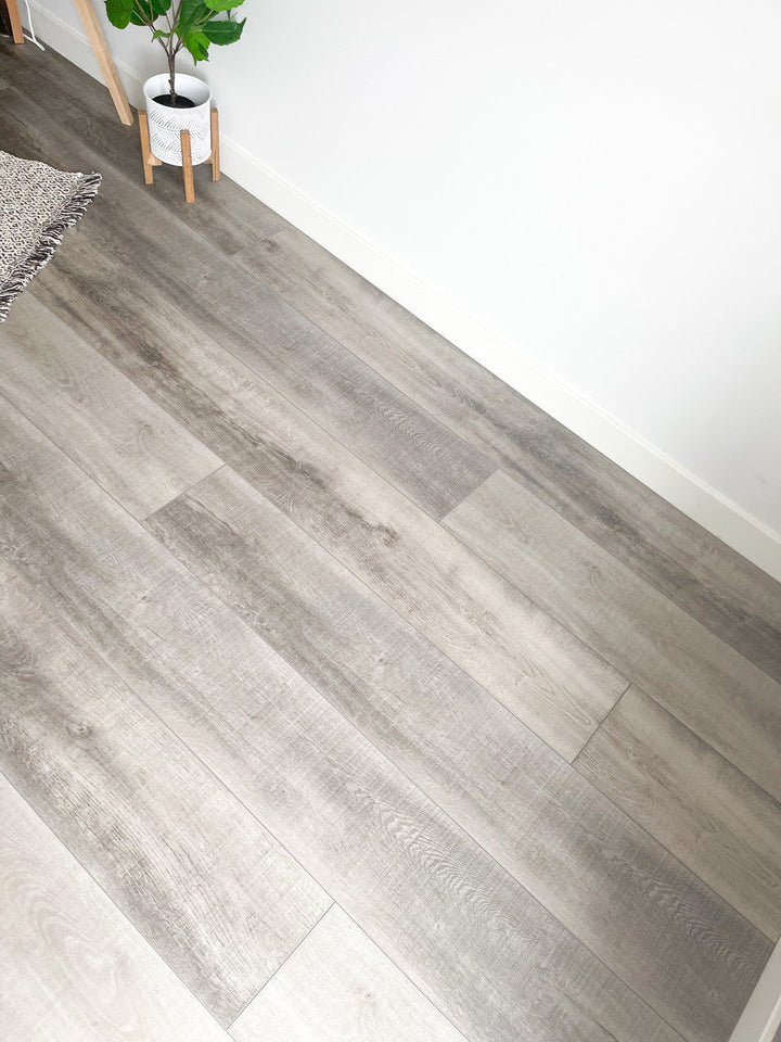 two toned grey vinyl plank flooring