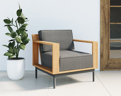 modern armchair from the Outdoor by SUNPAN collection